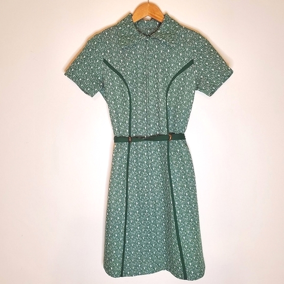 Speedy Green 70s Athletic Polyester Zip-Up Dress with Waist Tie - Picture 6 of 14